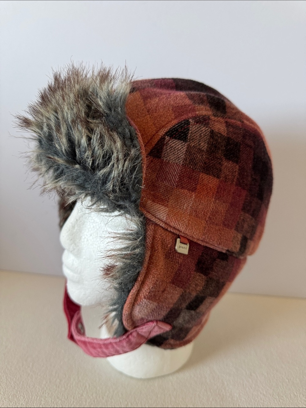 Pistil trapper hat